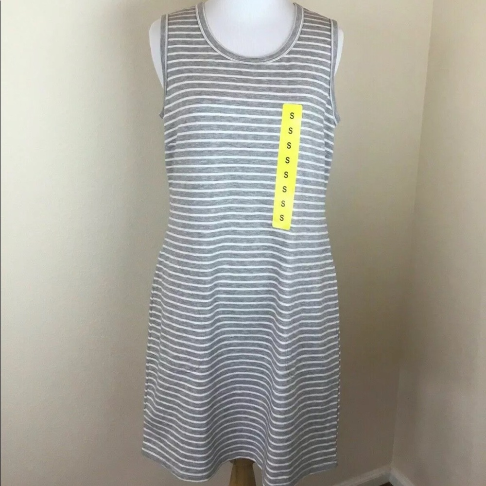 32° cool dress with pockets